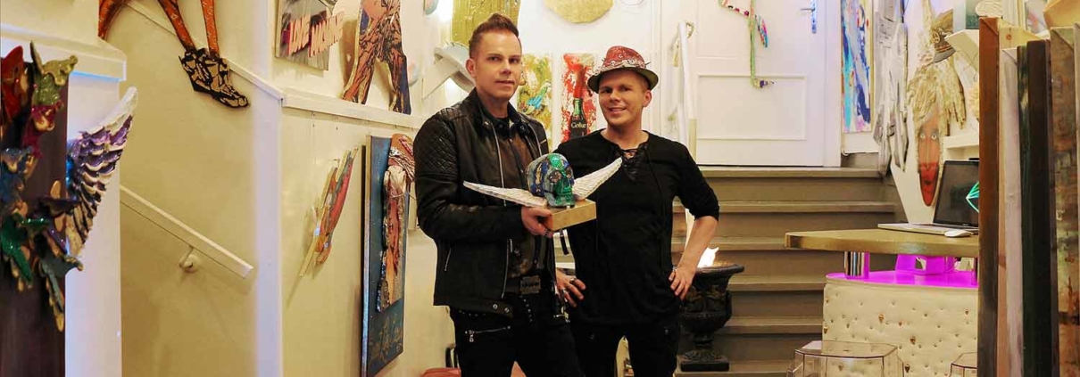 Medienarchiv Das Kölner Künstlerduo Iven Orx und Aaron Vinn wurde als neues Mitglied in die Expertengemeinschaft „Best99 Premium Experts“ aufgenommen.